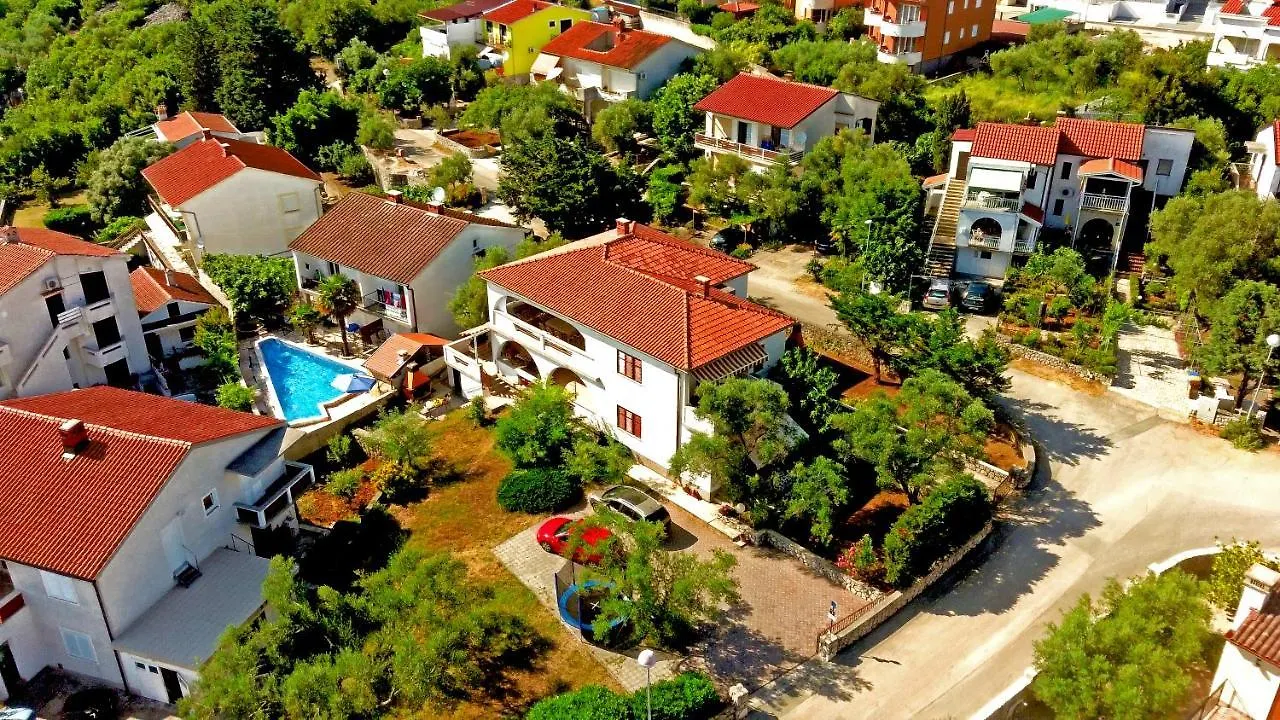 Belvedere Apartments